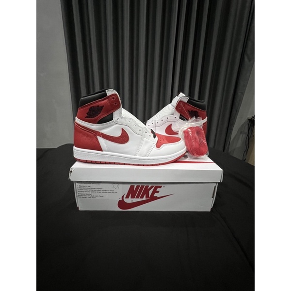 Air Jordan 1 High OG Heritage