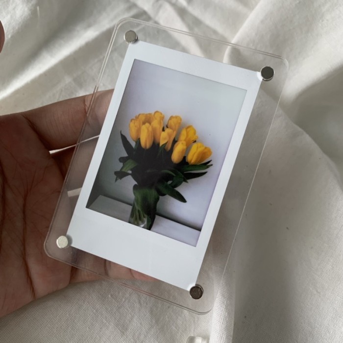 Hot Sale Frame Acrylic Polaroid Photo Frame Photocard Frame Acrylic Box Acrylic Terbaru