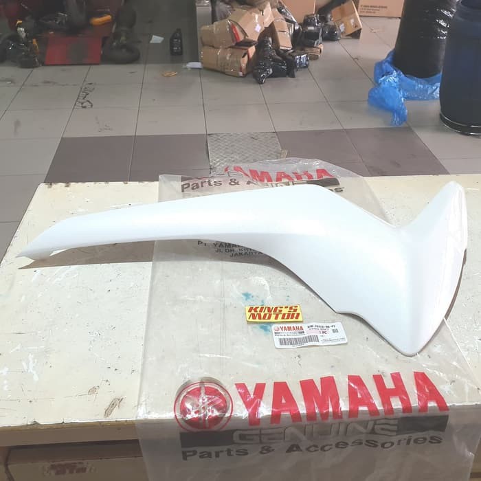 COVER DEPAN / SAYAP / PANEL MIO S PUTIH (B3B-P2) SATUAN ASLI YAMAHA