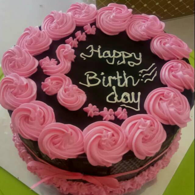 

Kue Ulang Tahun