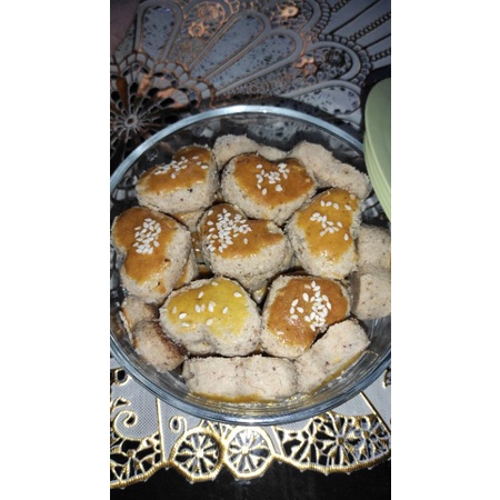 

kue kering kacang ayen