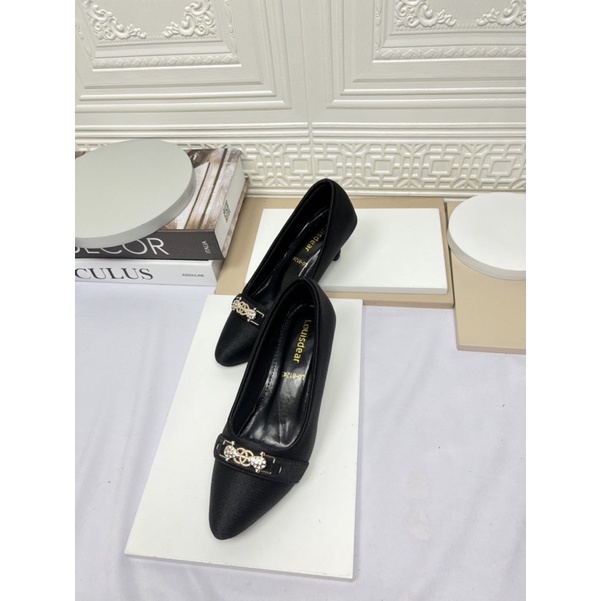 sepatu heel 3cm wanita terbaru kekinian bahan satin LOUISDEAR P80