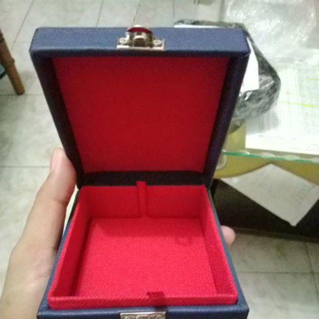 Jewelry Box | Kotak Perhiasan, Emas Antam & Accesories Biru Tua