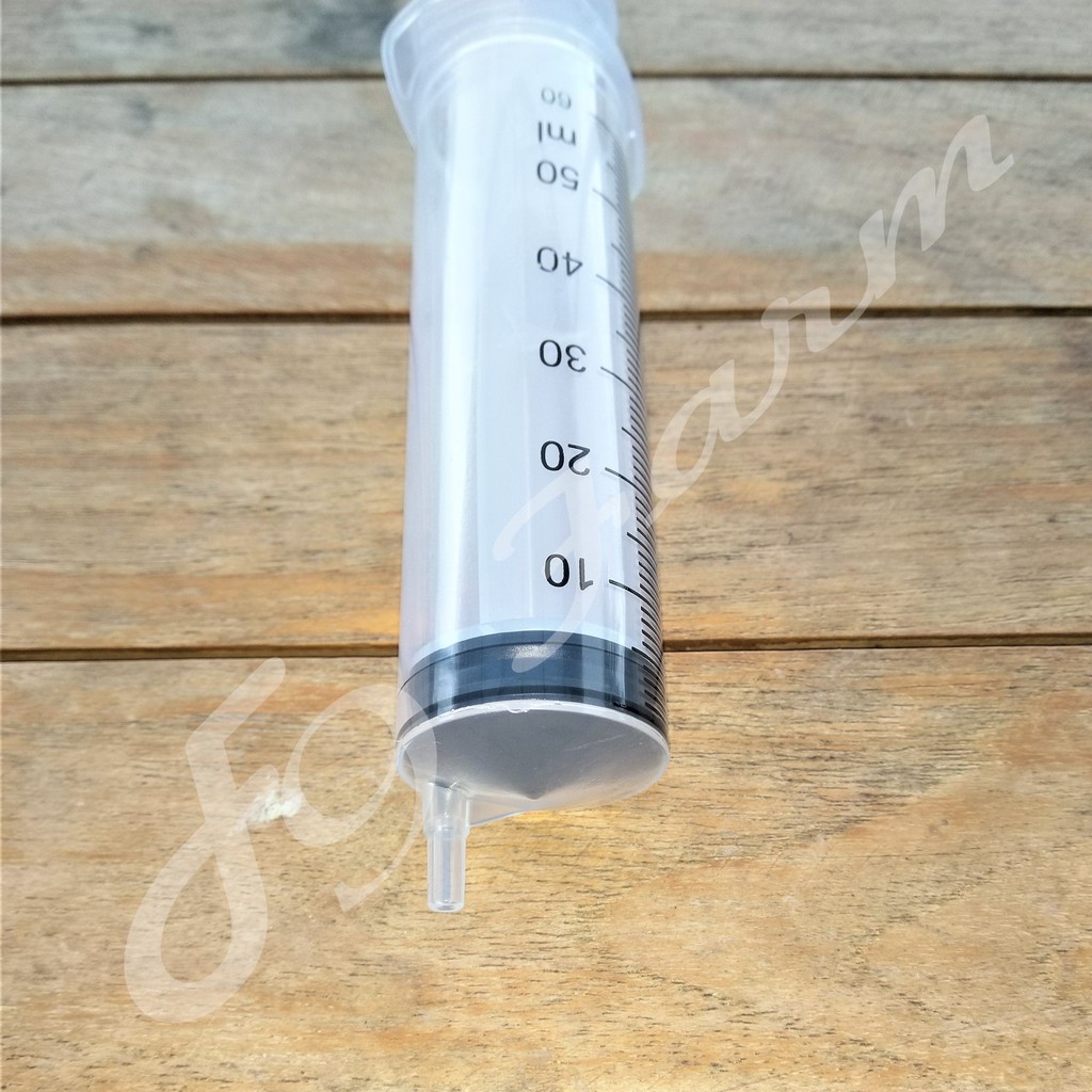 Syringe spuit suntikan 50 - 60 ml untuk takaran pupuk nutrisi AB mix