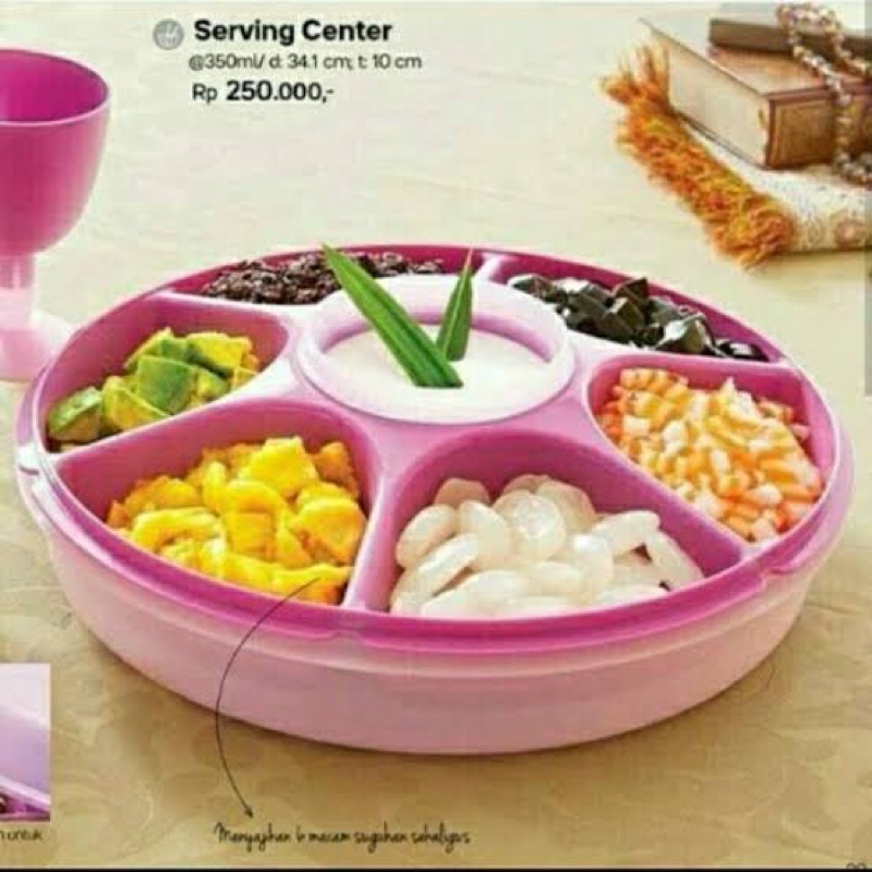 TUPPERWARE LARGE SERVING CENTER