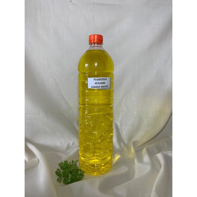 PEMBERSIH KERAMIK KAMAR MANDI