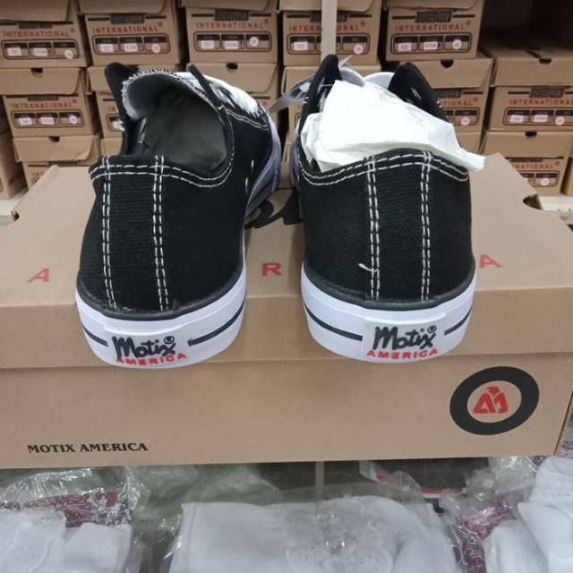 Sepatu Sneakers Sekolah Motix America/Classic Original School Low - Pendek