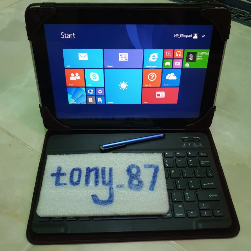 Notebook HP elitepad 900 2/32 Ram 2 internal 32 touchscreen windows 8