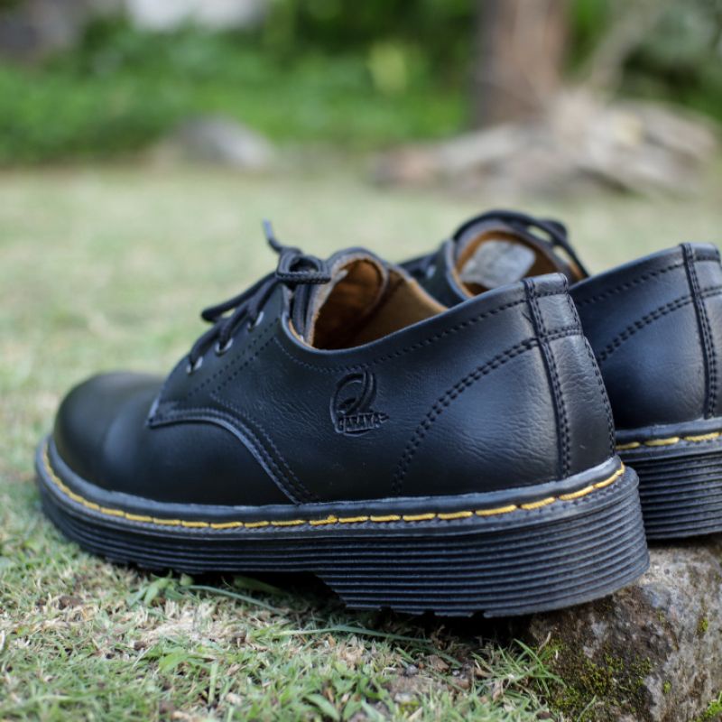 Sepatu Pria &amp; Wanita Unisex Warna Hitam, Kopi, &amp; Tan / Setra Gantleman - Caraka Footwear - Code SH/SK/ST / Sepatu Kantor Pria Wanita / Sepatu Formal Pria Wanita / Dr.Martens