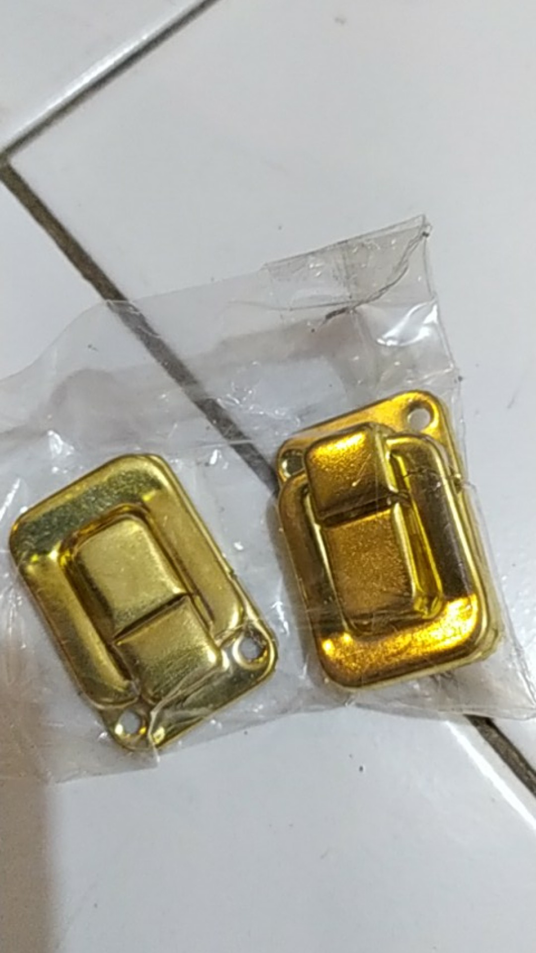 Kunci Pengait Kotak / Pengunci Box Hantaran, Gold 4 Cm Antique 4 Cm