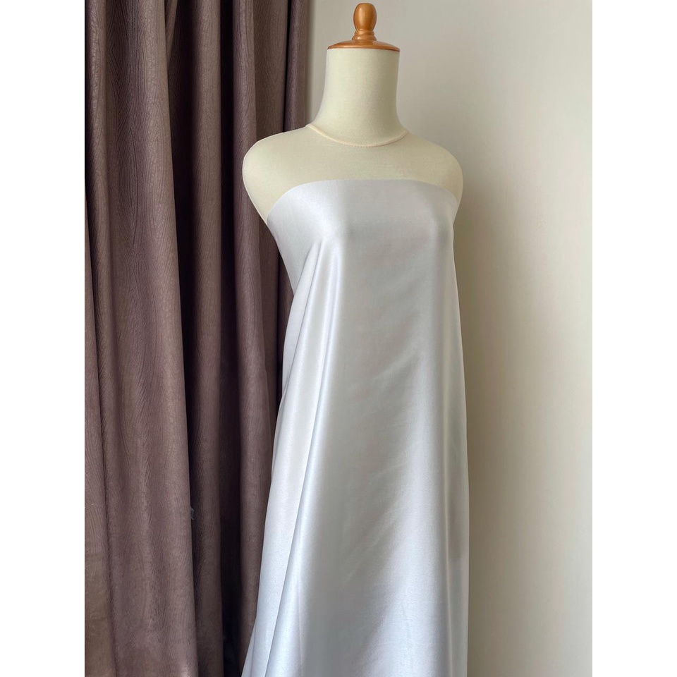 Kain Satin Maxmara Original Pure Silk Warna Putih Tulang Broken White