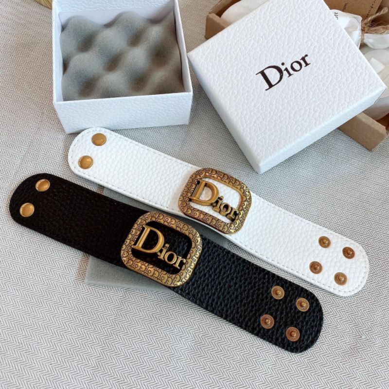 Gelang Kulit Branded Band Gelang cd Kulit Premium Quality tidak berkarat Gelang fashion import 8