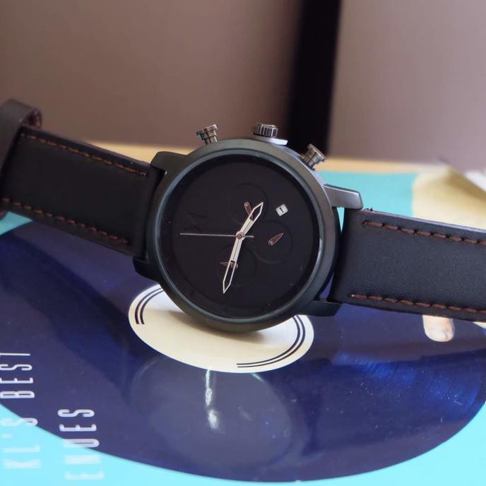 New Jam Tangan Pria Mvmt Chrono Date Leather Strap Terbaru
