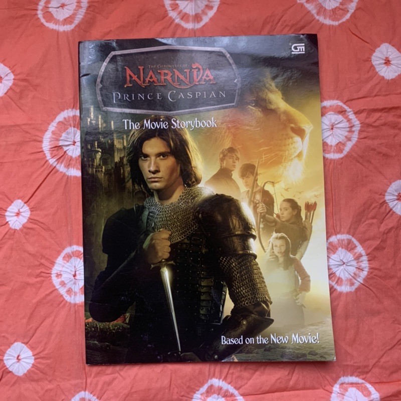 [PRELOVED] Buku narnia The Mobie storybook