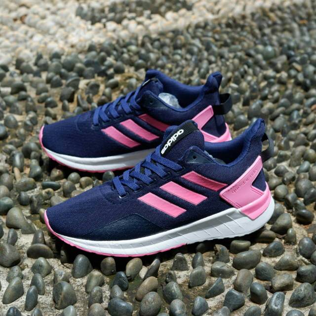 Adidas questar