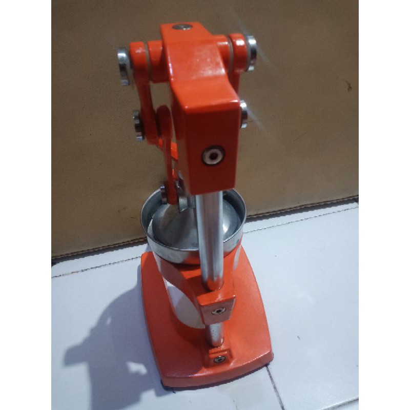 

perasan jeruk (juice extractor) DN2002