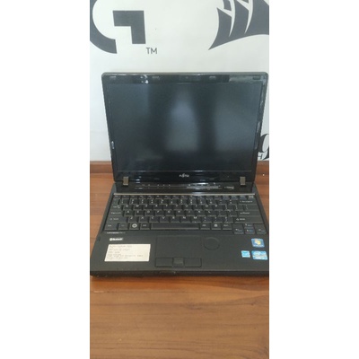 laptop second editing core i7 ram 4 GB Fujitsu p771 murah