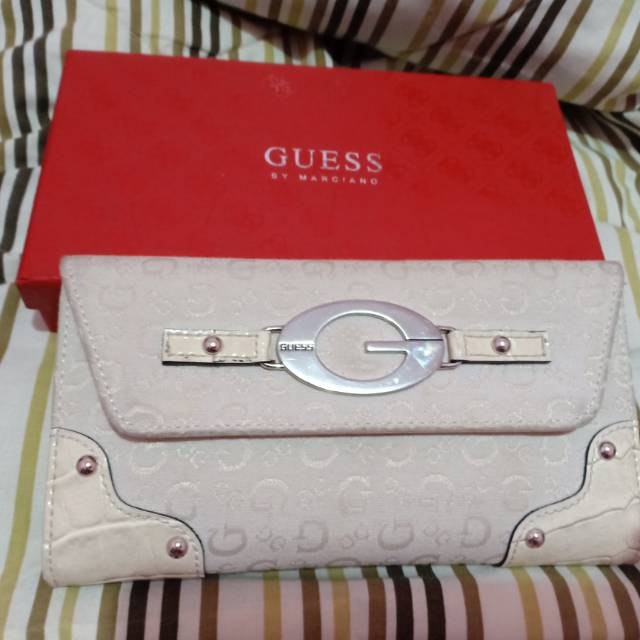 Dompet guess originalnya