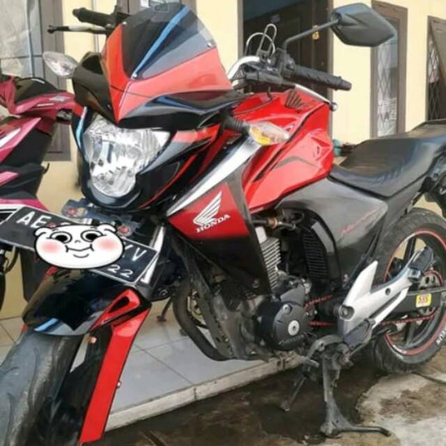 Cover lampu custom new megapro karbu