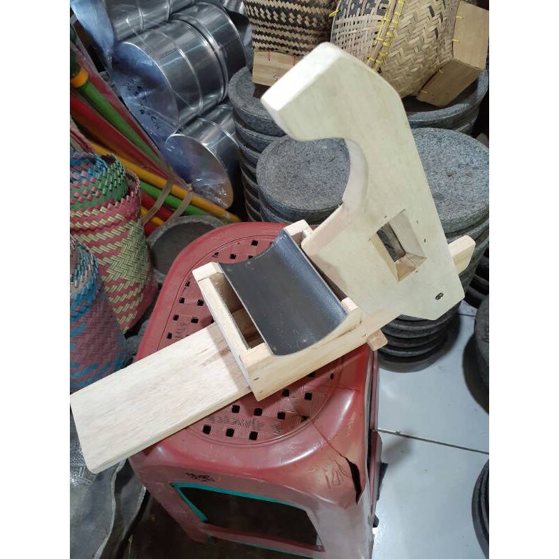 Parutan/alat pemotong kripik,singkong,ubi,pisang,