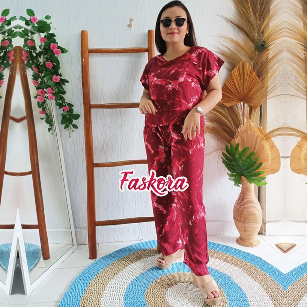 Piyama Rayon Jumbo Lengan Pendek One Set Wanita Kekinian Remaja Pajamas Polos Kombinasi Auristela-Bercak Merah