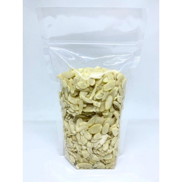 

Kacang Almond Slice 1/4 kg