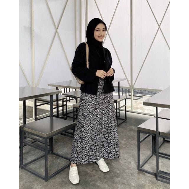 PREMIUM SHAKILA | Gamar / Sakura Pattern / Gamar A Line Shakila Skirt | Rok Wanita Terbaru