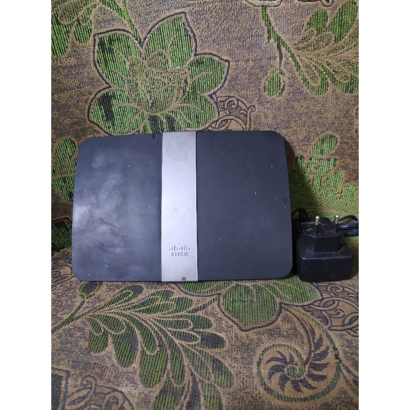 Cisco Linksys EA4500 Router Wireless