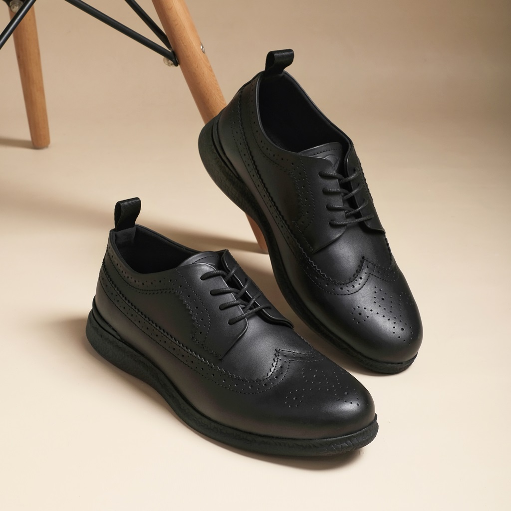 BRITISH 2.1 BLACK ORIGINAL x KENZIOS Sepatu Kulit Sapi Asli Hitam Pria Formal Pantofel Kerja Kantor Dinas Resmi Guru Kantoran Pesta Undangan Kondangan Nikah Kuliah Casual Wingtip Modern Oxford Genuine Leather Footwear Big Size Jumbo Ukuran Besar 44 Keren