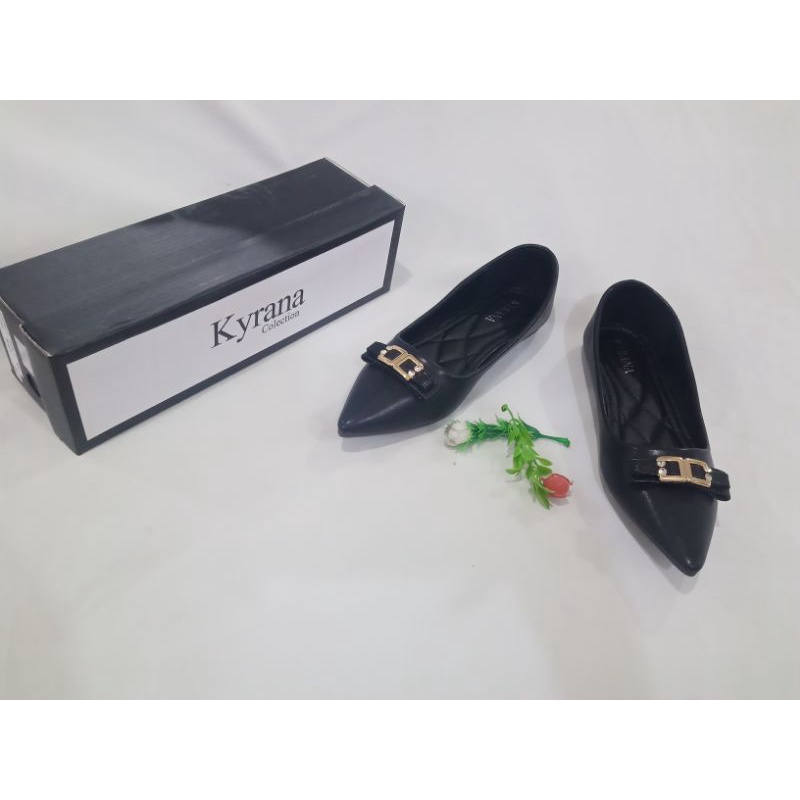 sepatu wanita kyrana hitam