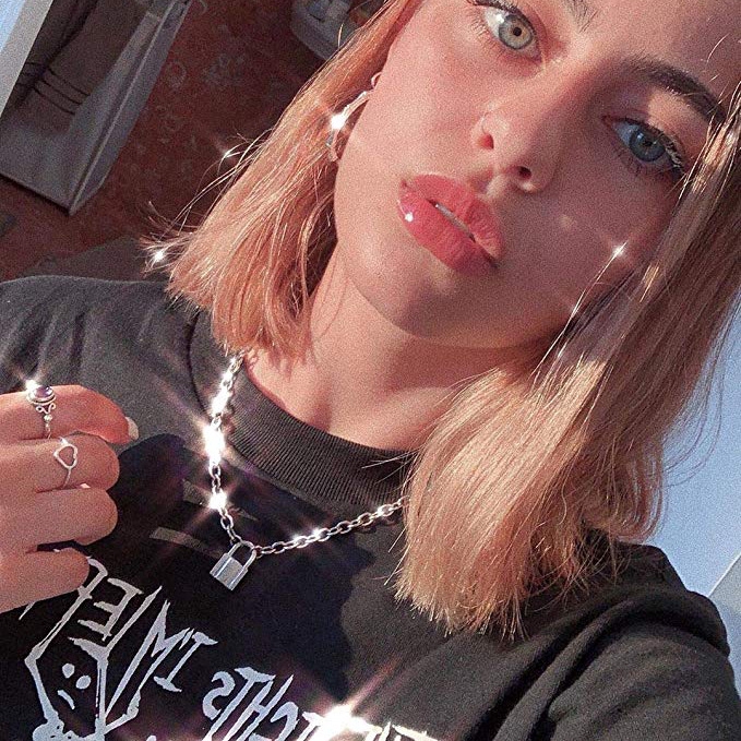 Simple Vintage Lock Necklace Choker Chain Gold Silver Pendant Women Fashion Necklaces Accessories