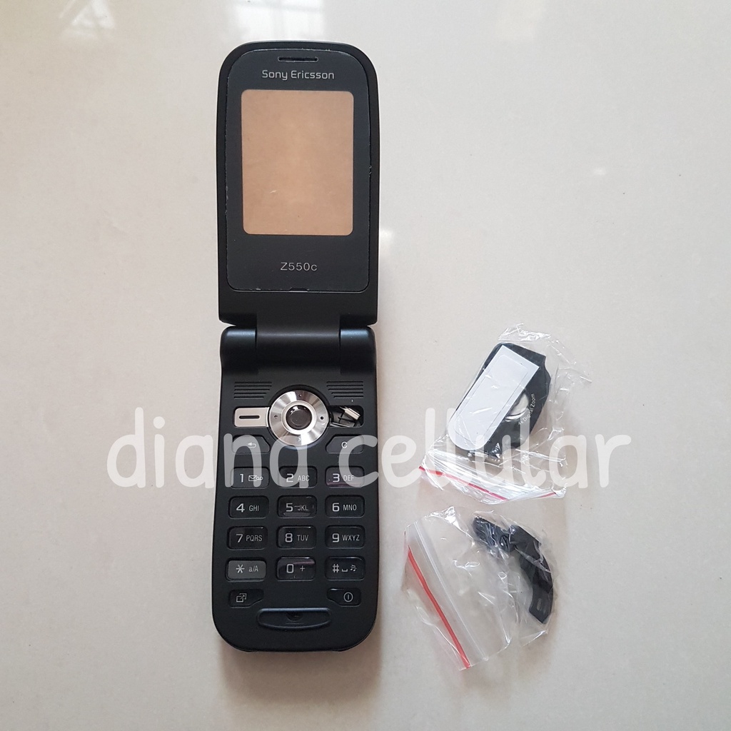 case -casing housing kesing sony ericsson Z550 Z550i