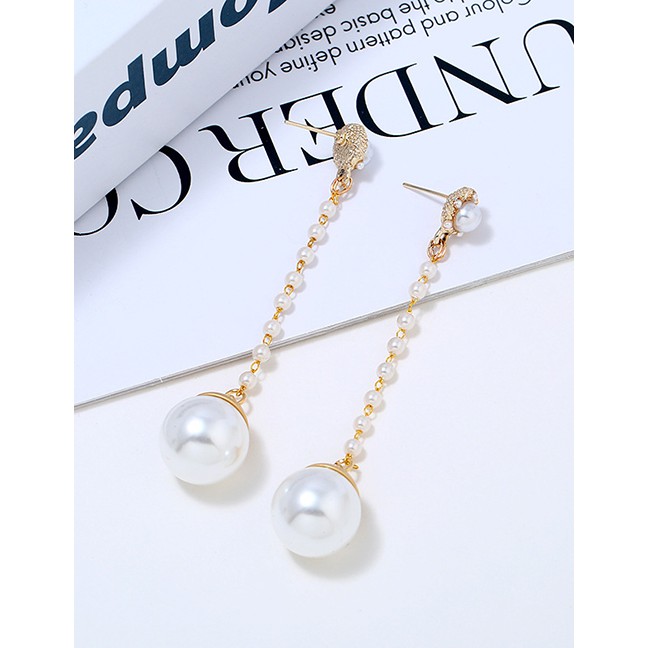 LRC Anting Tusuk Fashion Gold Pearl Earrings F33201