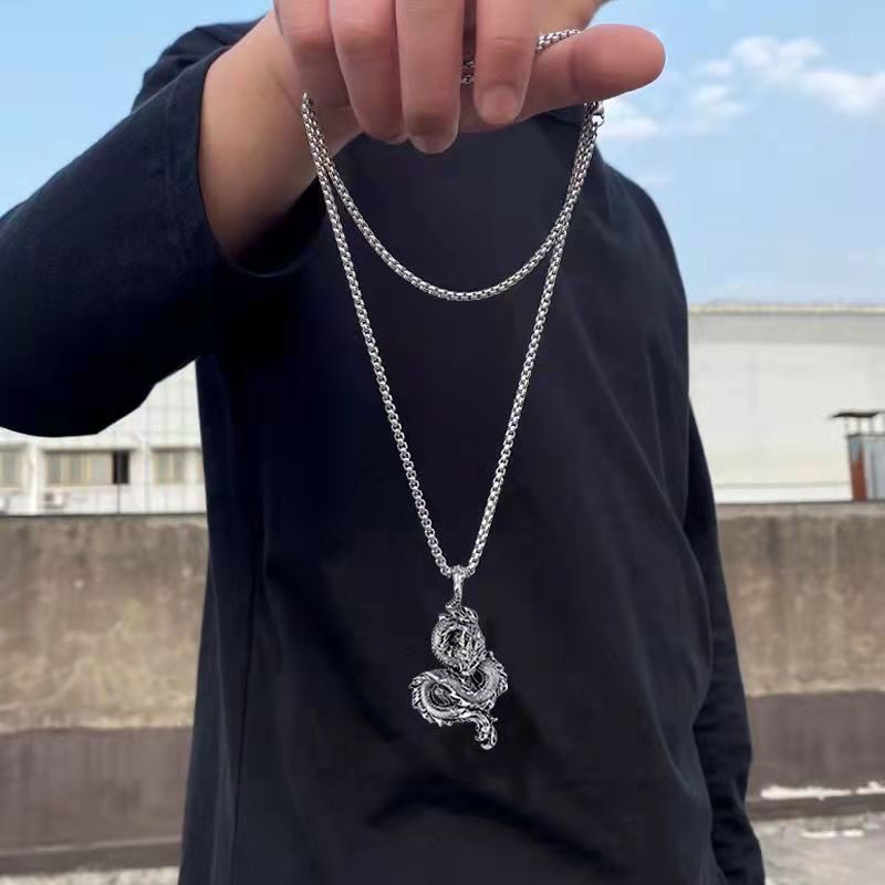 Kalung Rantai Panjang Liontin Naga Gaya Cina Vintage Untuk Wanita