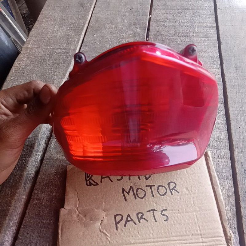 lampu belakang cb150r old ori