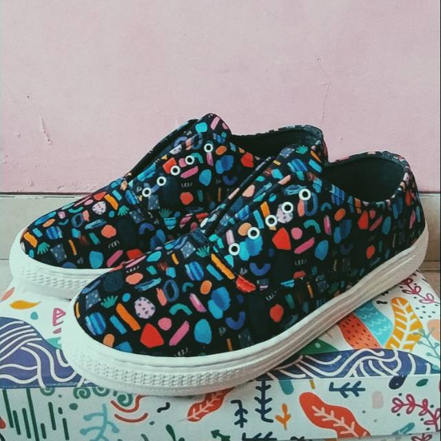Brisia Pattern Sneakers by Adorable Projects