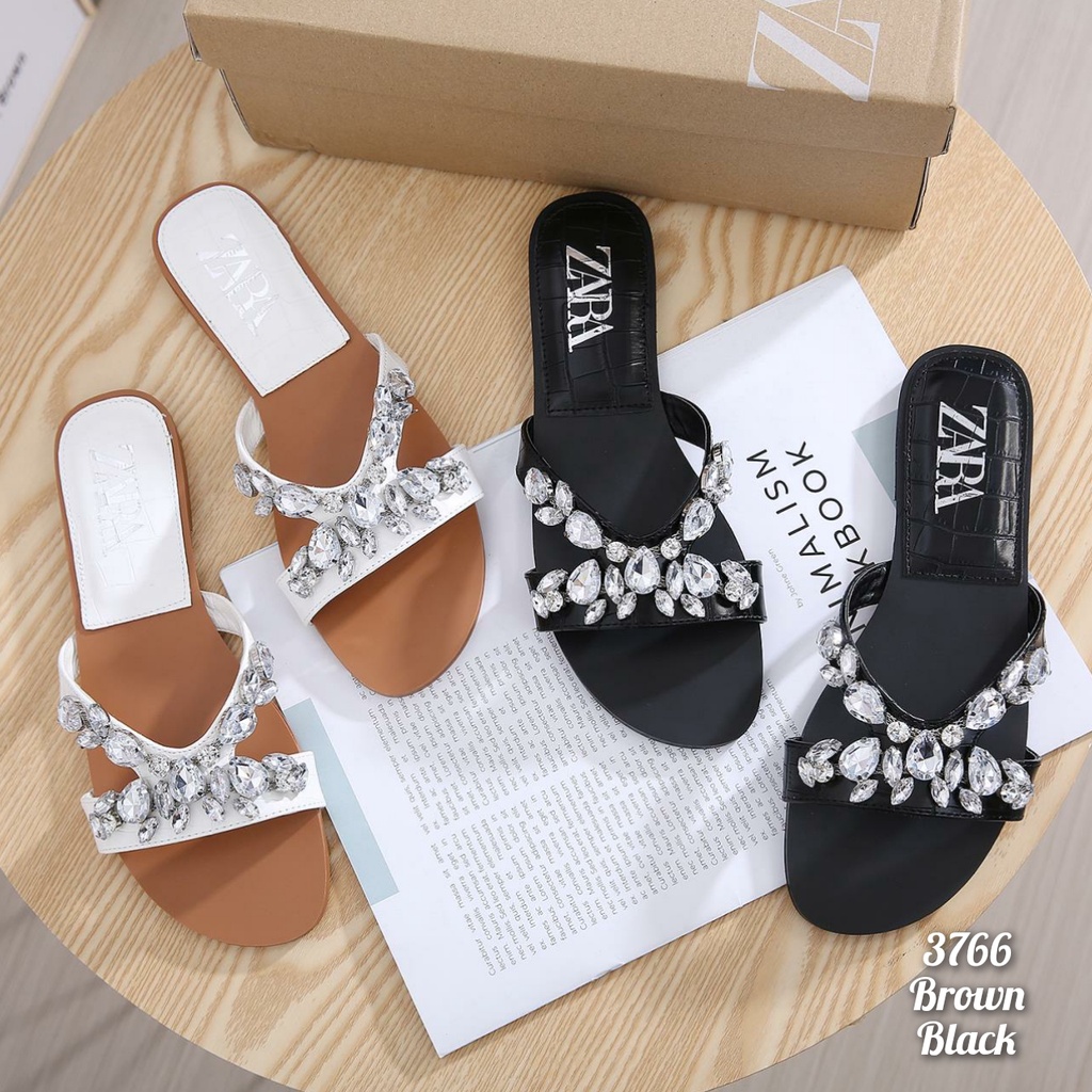 Note&quot; WAJIB UP 1SIZE&quot;  SANDAL WANITA IMPORT TERMURAH FLAT ZR DIAMOND.  KODE: 3766