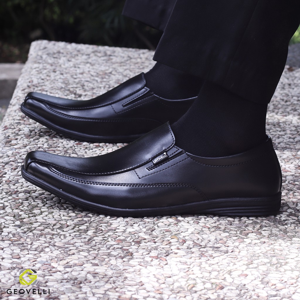 Sepatu Pantofel Pria Hitam Formal Kerja Leather Swedian Premium