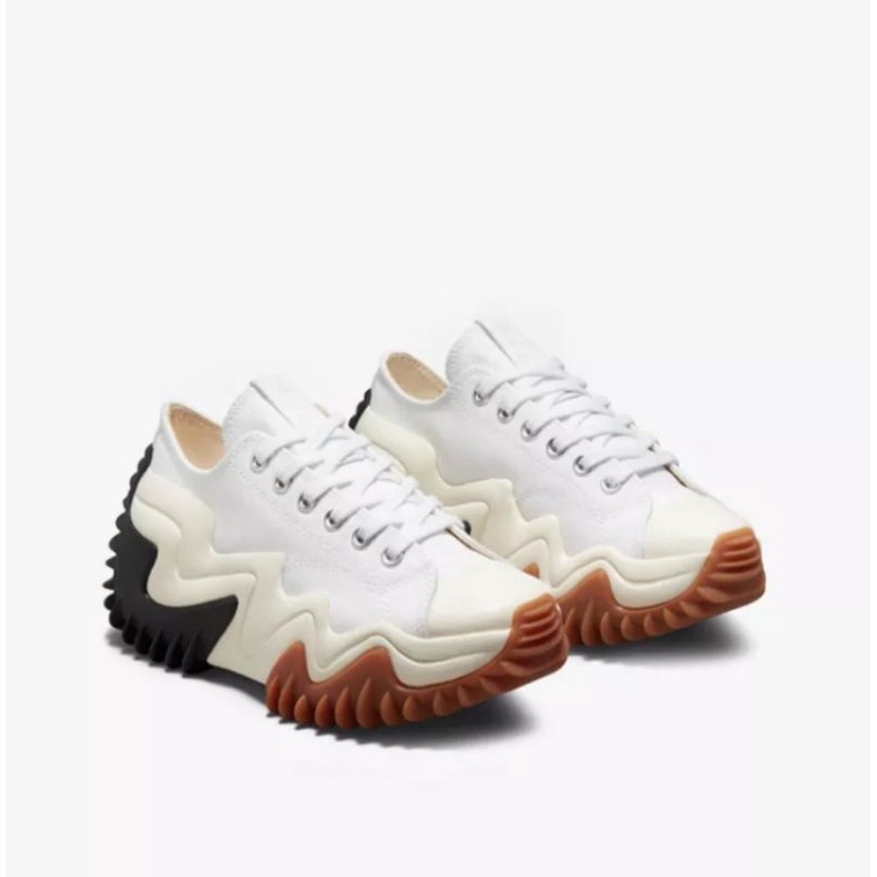 Converse Run Star Motion