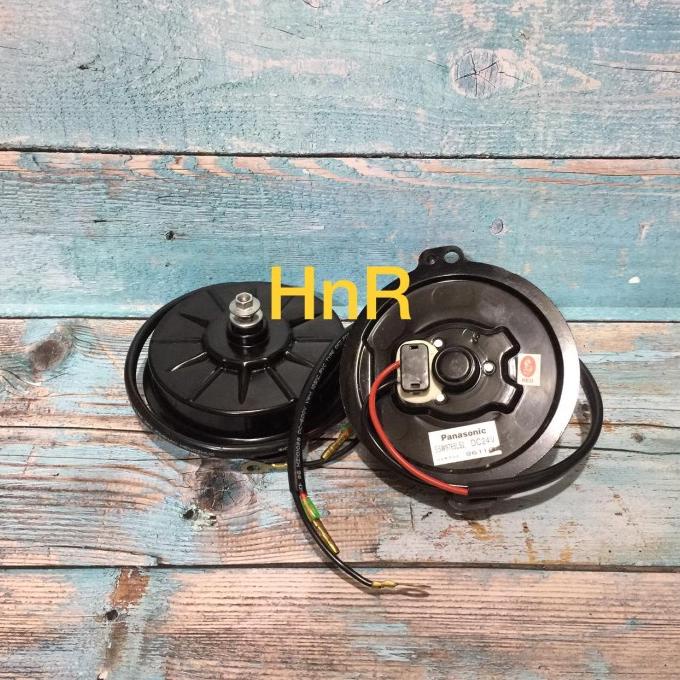 MotorFan Motor ExtraFan AC Mobil Universal 24V Asli Panasonic hnri78 Ayo Beli