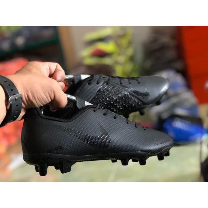 Soccer Nike Phantom VSN Academy FG - Blackout