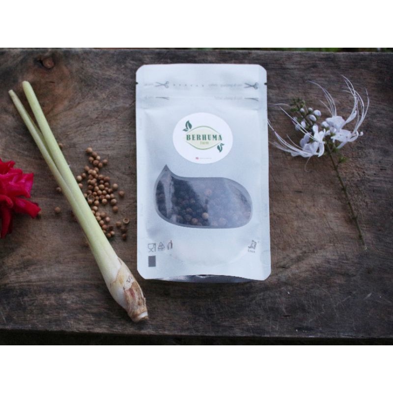 

Lada hitam utuh / Whole black papper / Bumbu / Rempah / JSR ( 100% Murni original )