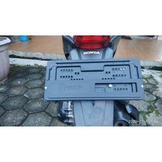 Jual TEMPAT PLAT NOMOR MOTOR UNIVERSAL CARBON TATAKAN DUDUKAN PLAT NO