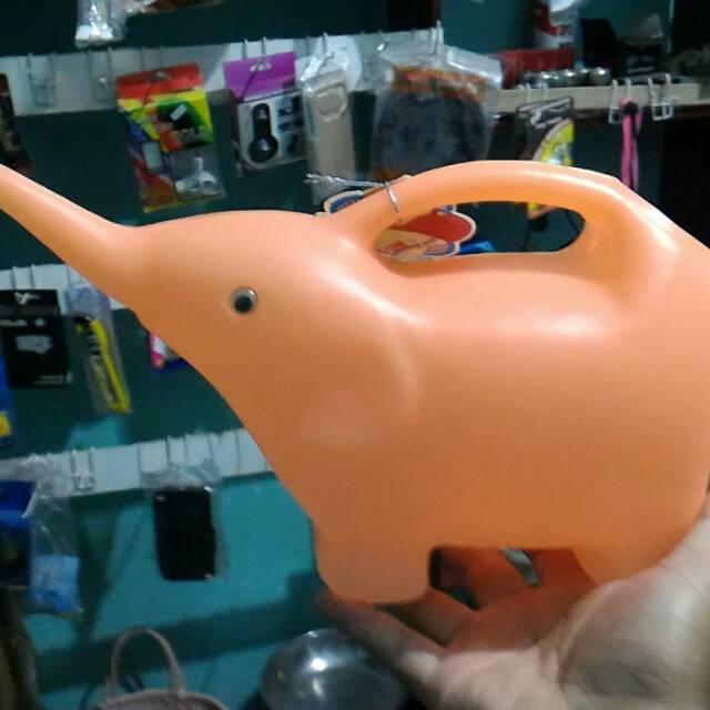 Gembor Mini 2 liter bentuk gajah untuk anak atau alat siram tanaman