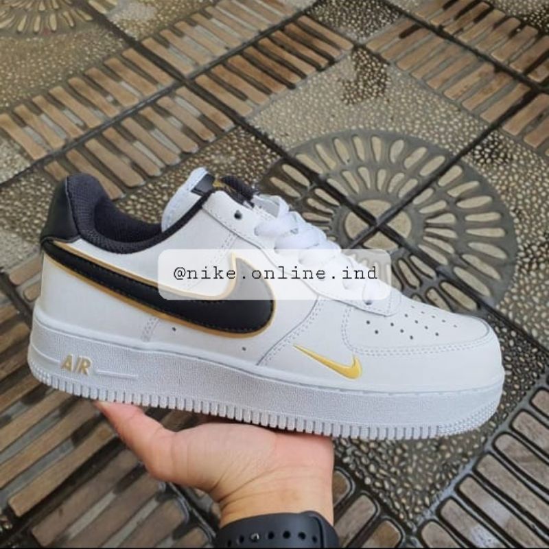 Nike air force 1 low white black gold premium original size 42