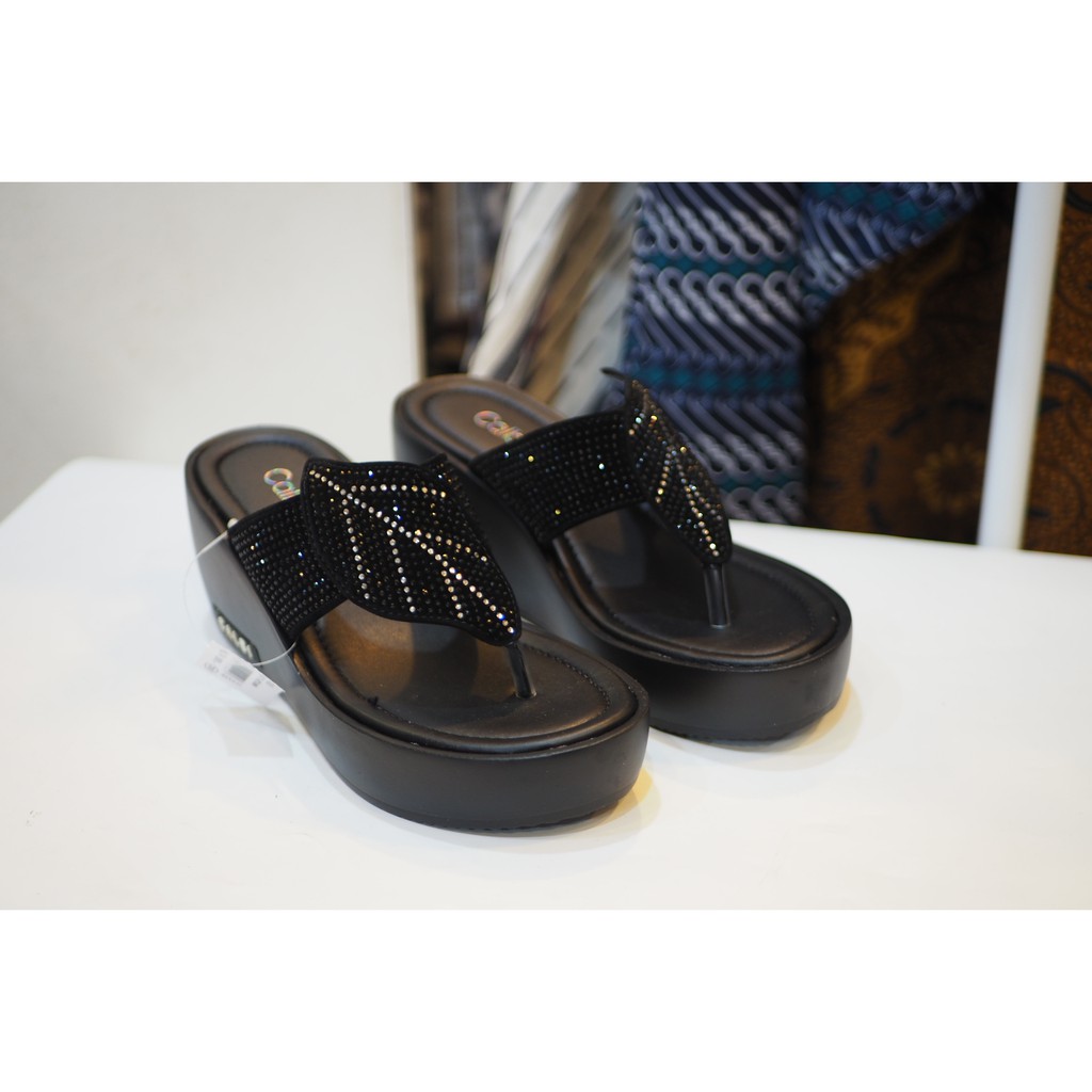 SANDAL WANITA WEDGES IMPOR PREMIUM CALBI KLX 1711 TERMURAH