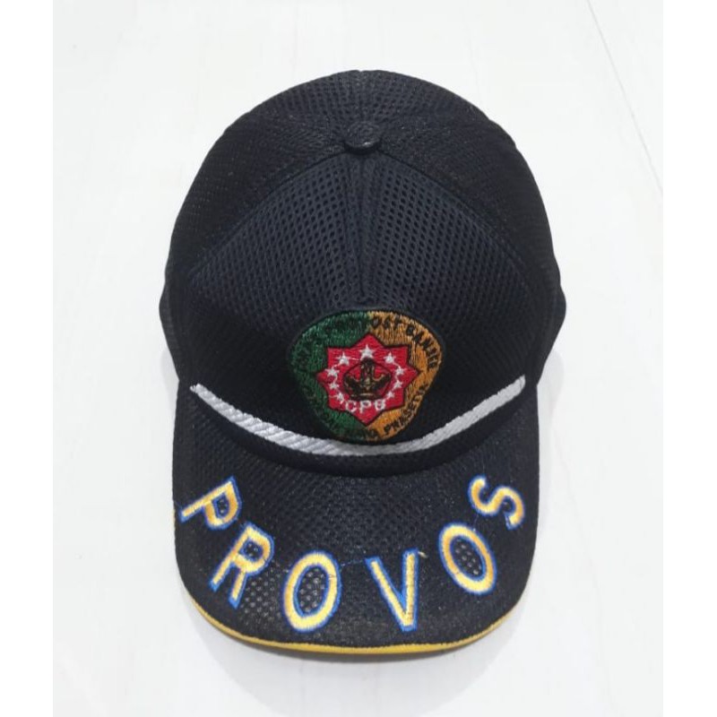 Topi provost banser