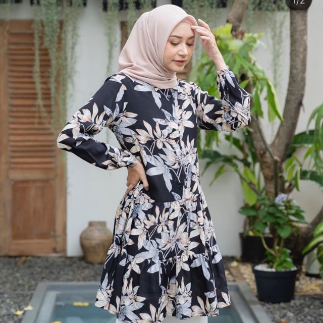 Preloved Aqilla tunik by gonegani