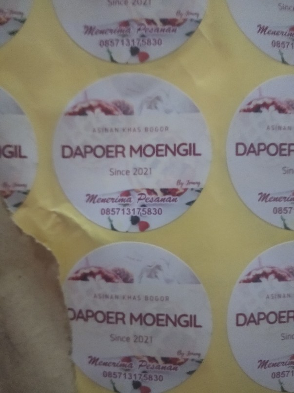 Cetak Stiker Chromo Label Makanan Bulat/persegi / Potong Pola Produk Custom Murah
