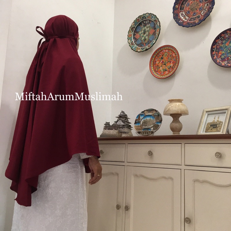 Bergo Maryam Jumbo kain Wollpeach Wolfis